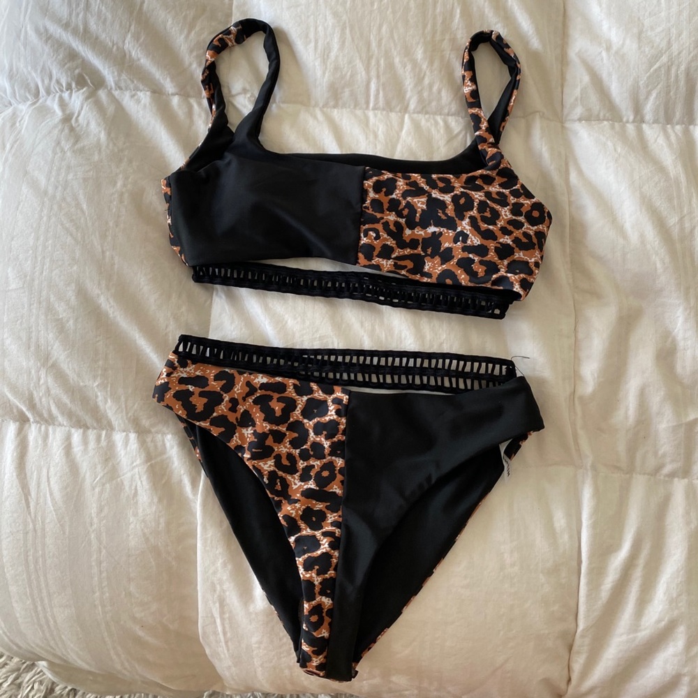 SHEIN BLACK/CHEETAH BIKINI